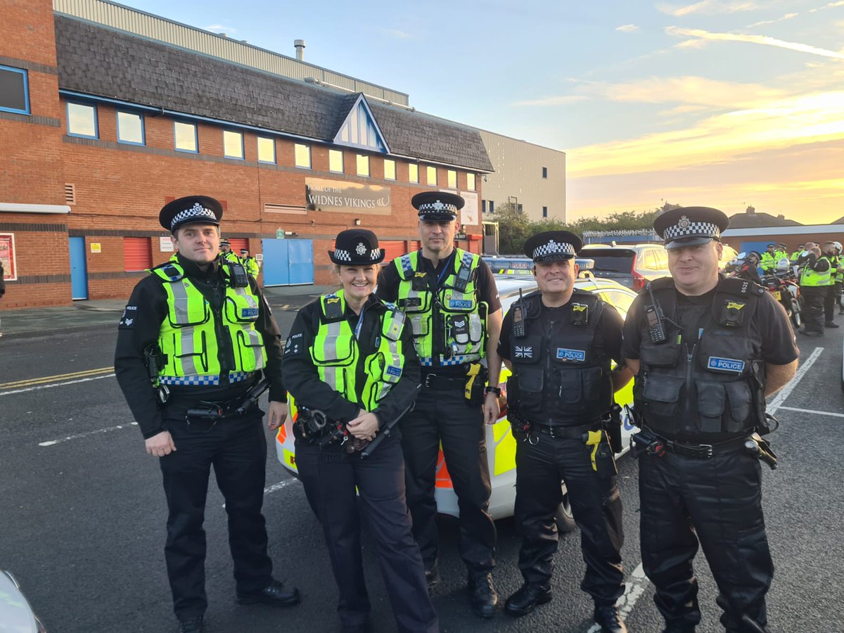 DaveyRams's tweet photo. Well done to all of the @BTP teams supporting todays #opcrossbow
Great to see the three police forces working together to combat cross border criminality
I even managed to get out myself to observe the operation.
Thank you to everyone involved. https://t.co/VyiOpIWjdH