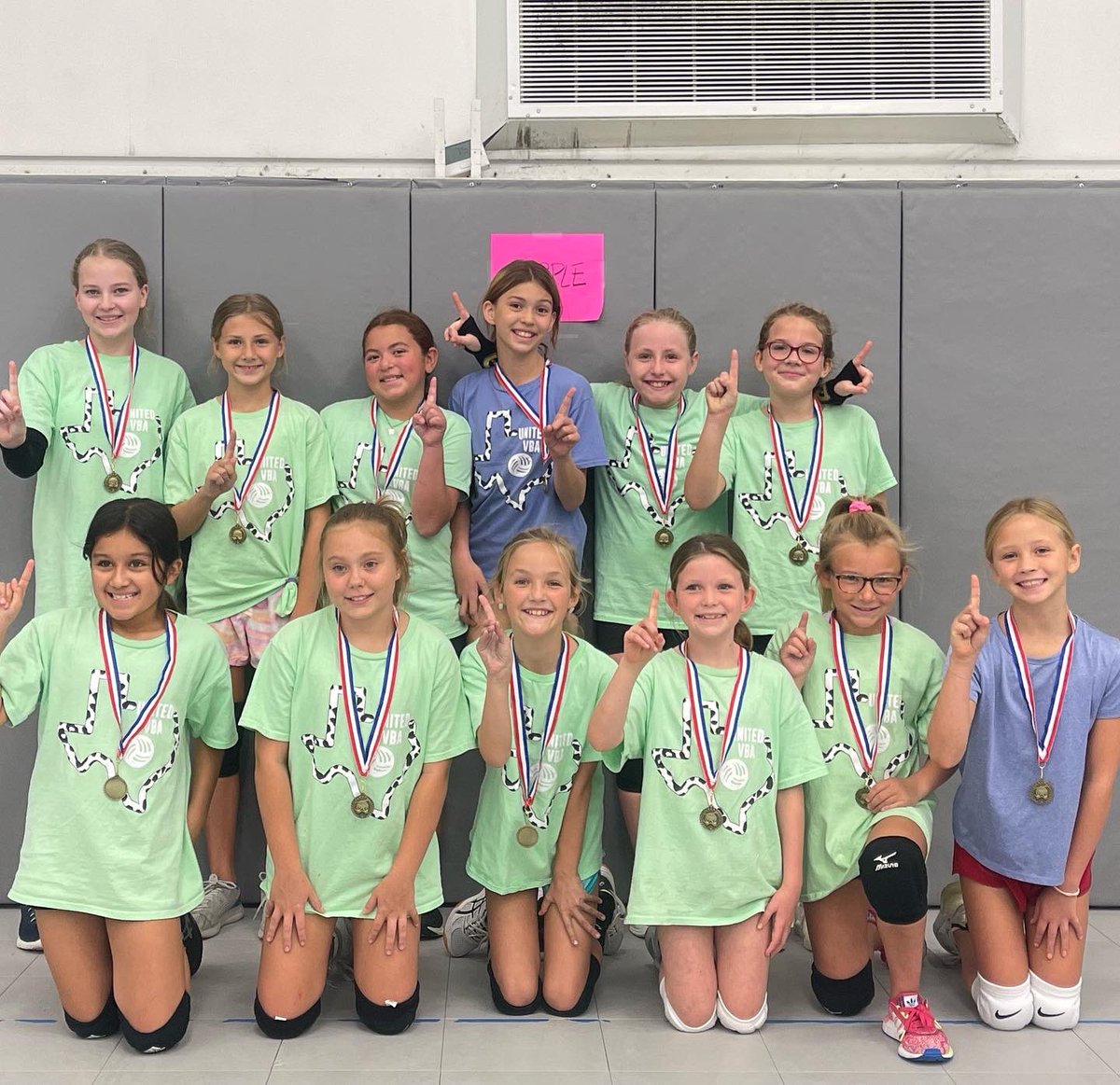 UnitedVba's tweet image. Way to go to our “U DIG” division in our Fall Youth League 🥳💜🏐🙌 Getting to coach and guide these young athletes is a true privilege. We hope you girls enjoyed it as much as we did. 🥰 #youthvb #unitedvba #startthemyoung #waytogo