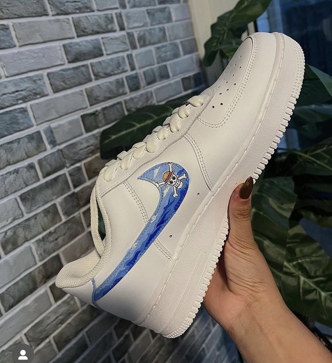 ChefJooma's tweet photo. One Piece x Naruto x AoT x Demon Slayer #CustomAF1s #Anime ๐ดโโ ๏ธ ๐ฆ โ๏ธ ๐บ https://t.co/gSaJSXVox1