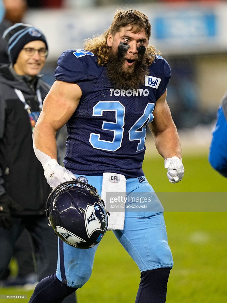 #runWILDERforacure participant AJ Ouellette for the <a href="/TorontoArgos/">Toronto Argonauts</a>  went off finishing off with 99 Yards in last game unfortunately against my gang! On the bright side that's $99 for breast cancer research!
We are looking for at least 3 super fans to join our battle! LINK IN BIO!!