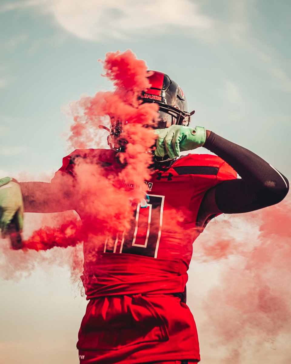 More focused than we ever been. #WAMM (Inhouse Media/ @RudyArredondo_8 ) #ShowYourWork #SYW #BuildItInhouse #respecttheshooter @ManorHSFootball @Coach_Keller