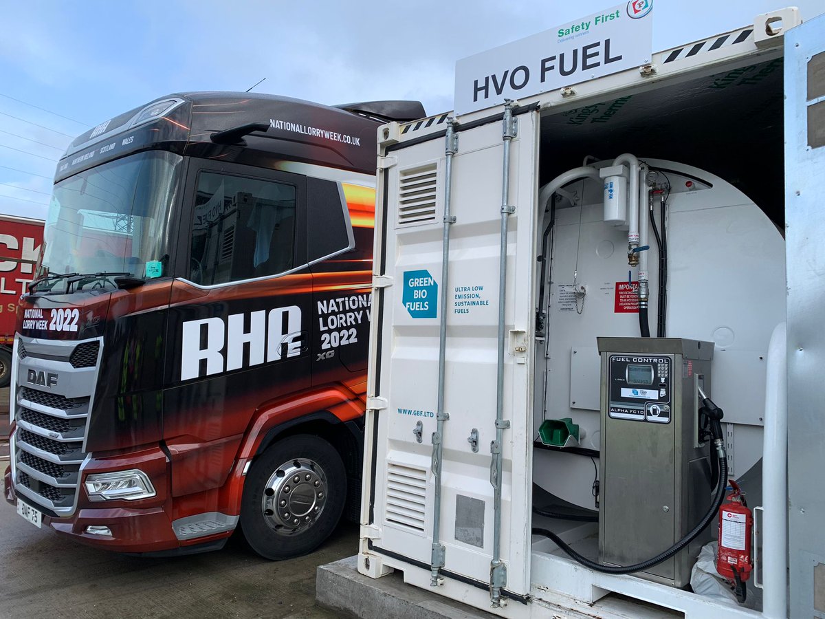 RHANews's tweet photo. We’re kicking off week three of our #NationalLorryWeek roadshow in Scotland today, meeting with long standing RHA member, @PollockScotrans, to discuss how they’re making the transition to HVO fuel for their fleet. #RHAenvironment
https://t.co/UCKTd53WJT https://t.co/d3ure5N3S5