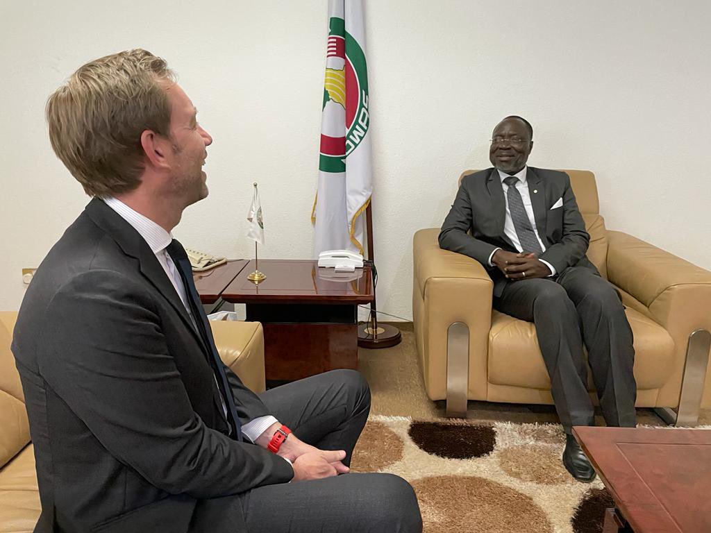 NorAmbNigeria's tweet photo. Good discussions today with President Omar Touray of the #EcowasCommission. Thanks for seeing me, I look forward to work together to strengthen cooperation on international and regional security, maritime, regional integration, and more! @ecowas_cedeao @NorwayMFA https://t.co/og4lyxnPAl