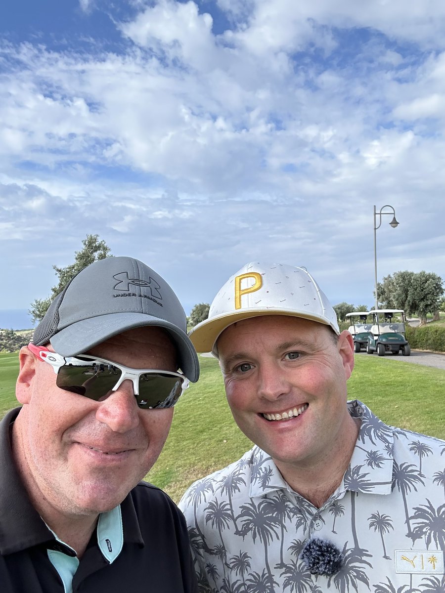 toffeemuz's tweet photo. @TubesSoccerAM @AberdourGC  @GingerLois  great to meet the main man tuuuubes today.  Come and visit us at AGC. Will sort you out a game and the 2 x par 3 start https://t.co/ULArPtxMdt