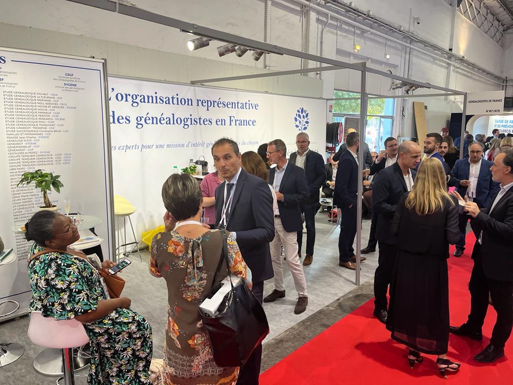 #CongrèsdesNotaires2022 : Merci !! Vous avez été nombreux cette année à visiter le beau stand des Généalogistes de France.

Rigueur, déontologie, label, représentativité de la profession,... Les mots employés pour nous décrire nous confortent encore plus dans nos convictions !