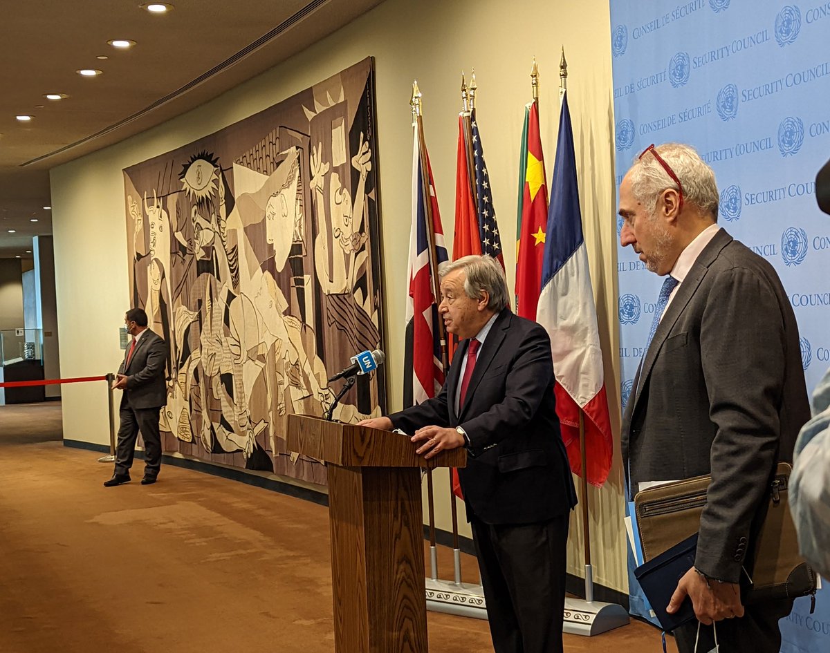 UN_Spokesperson's tweet photo. The situation in Ethiopia is spiraling out of control.

Hostilities in the Tigray region of Ethiopia must end now – including the immediate withdrawal and disengagement of Eritrean armed forces from Ethiopia - @antonioguterres https://t.co/6IiFMwpELi