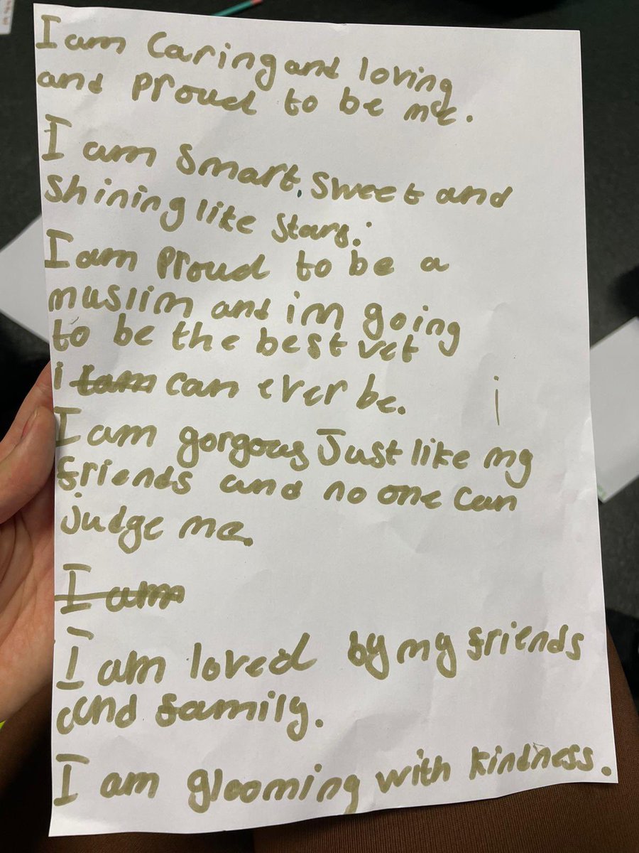 ECSPrimary's tweet photo. Thank you Toyin from  @TOCPublishingUK 
The children loved writing their own affirmations! We can’t wait for you to visit us again! #bhm #authorvisit #wonderfullyme https://t.co/yRhSzIbON3