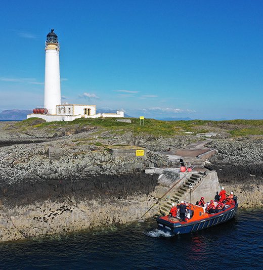We have an opportunity for a qualified Master Mariner (Royal Navy equivalent) to join us as Non-Executive Director (Commissioner). Please see our website for all details. Closing date 7 November bit.ly/3ENX8kJ

Photo of Commissioners at Hyskeir
#boardmember #maritime