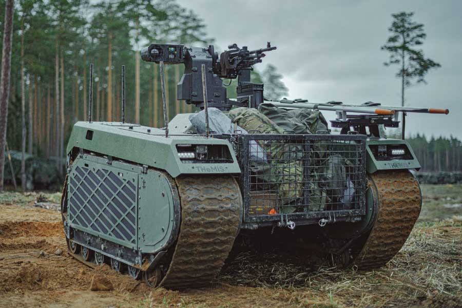 dronesdeguerra's tweet photo. 4 #THeMIS Combat #UGV han sido desplegados en 🇱🇹 por el Royal 🇳🇱 Army.  Países Bajos se convirtió en el primer ejército occidental en comenzar pruebas operativas con UGV armados. https://t.co/g9TGsGo9Ms