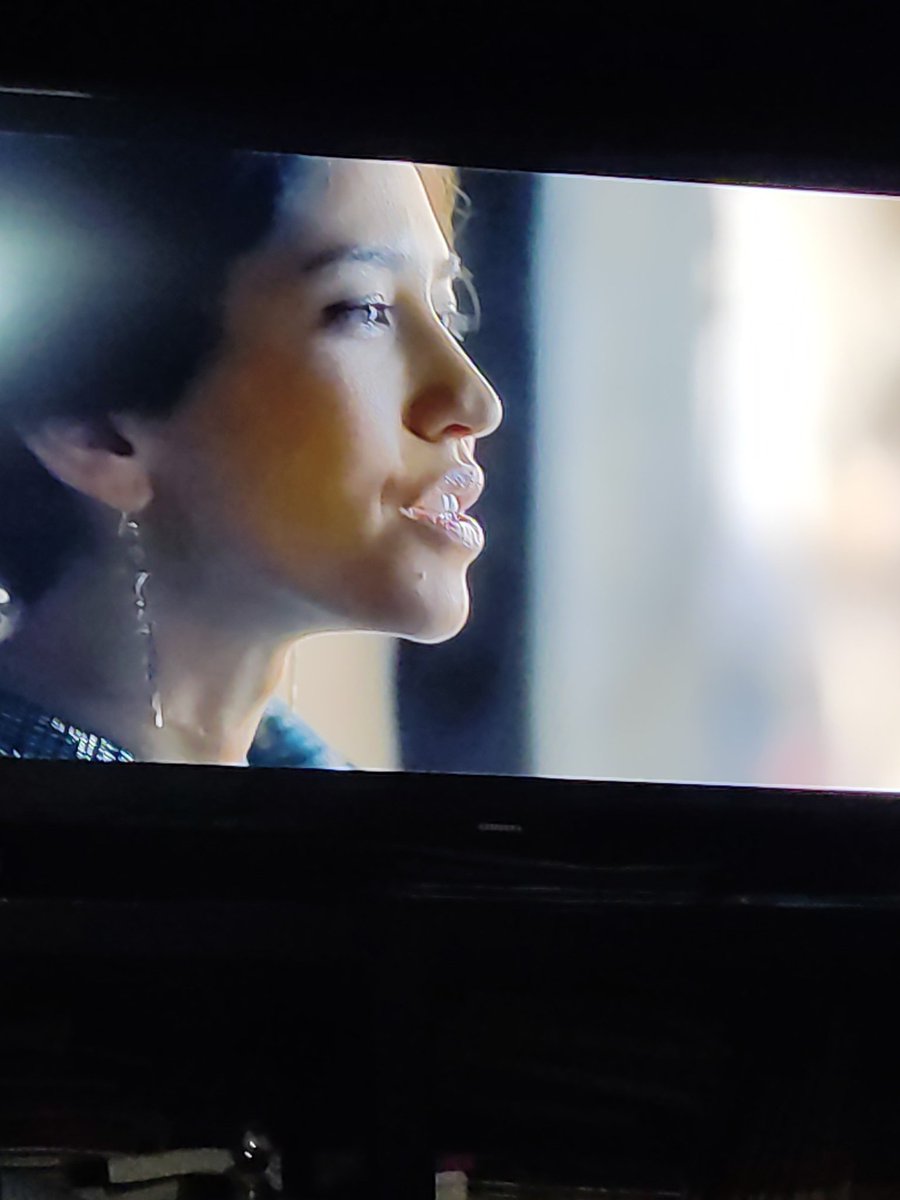 morradelcaos's tweet photo. Poco se habla de esta reinota pidiendo que la corona pare las peleas de niños y niñas. #WhiteWorm #HouseOfTheDragon https://t.co/N9BSusoHiz