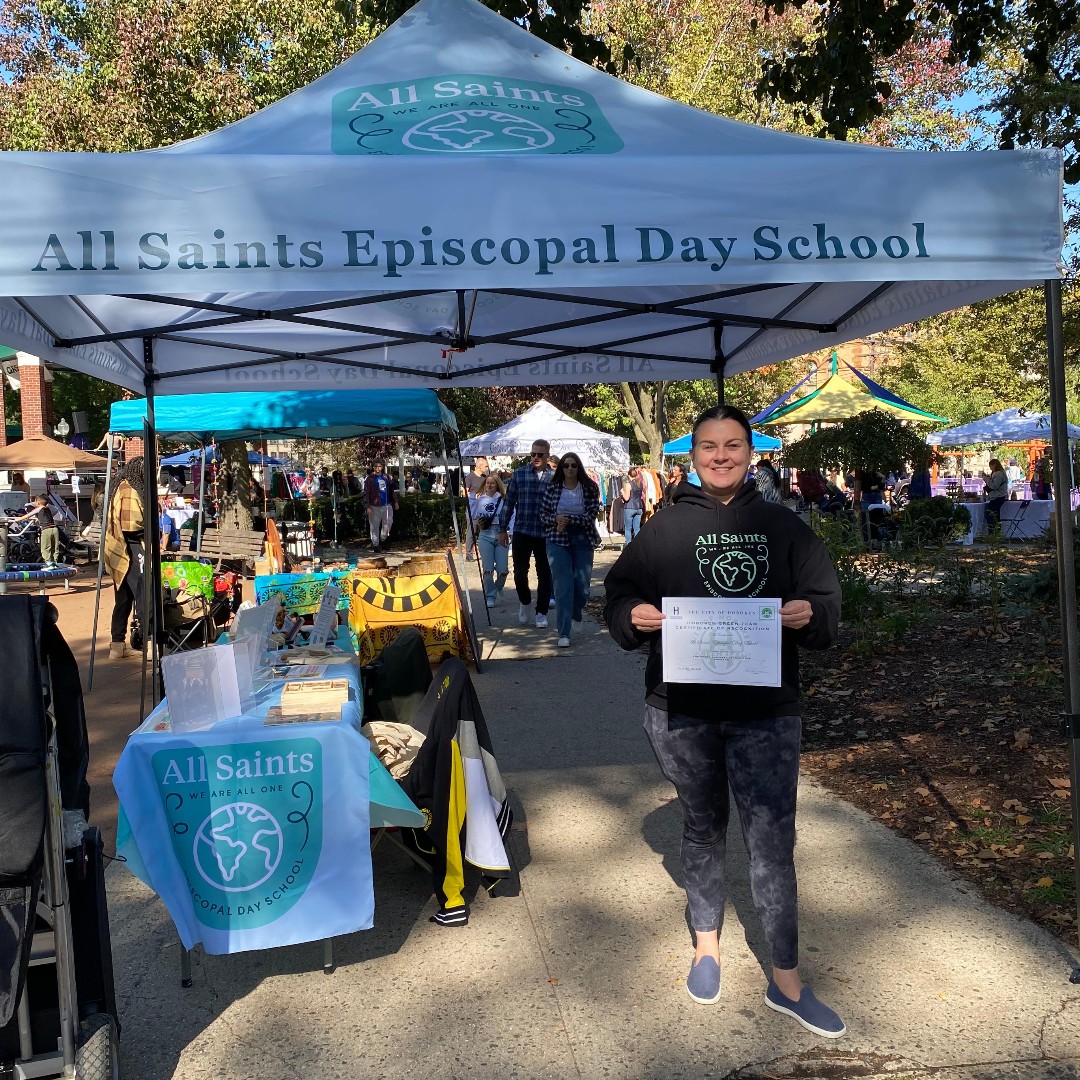 ASEDSHoboken's tweet photo. We are so thrilled to be named one of Hoboken's Green Businesses for 2022! At All Saints, we take our commitment to our planet and its beauty very seriously. Thank you to all of those who stopped by on Saturday and stamped our reusable totes! #ASEDS https://t.co/PFSxgZTr3Q