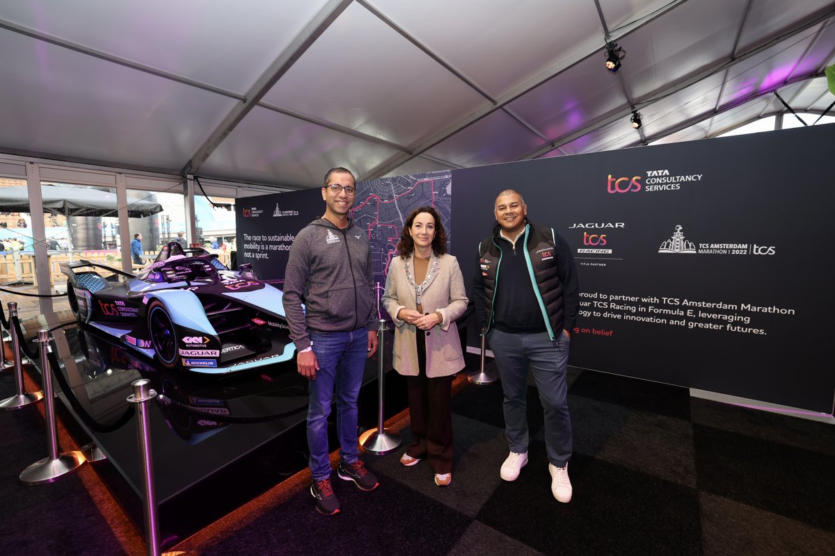 TCS_Europe's tweet photo. At the weekend's @TCSadammarathon, Josu Devasia and @ashishb24 of @TCS had the pleasure of meeting Femke Halsema, Mayor of Amsterdam, Netherlands: https://t.co/XFjcdfjYQj #BeliefRunsAmsterdam #TCSAM22 @Iamsterdam https://t.co/M77qxafdVW