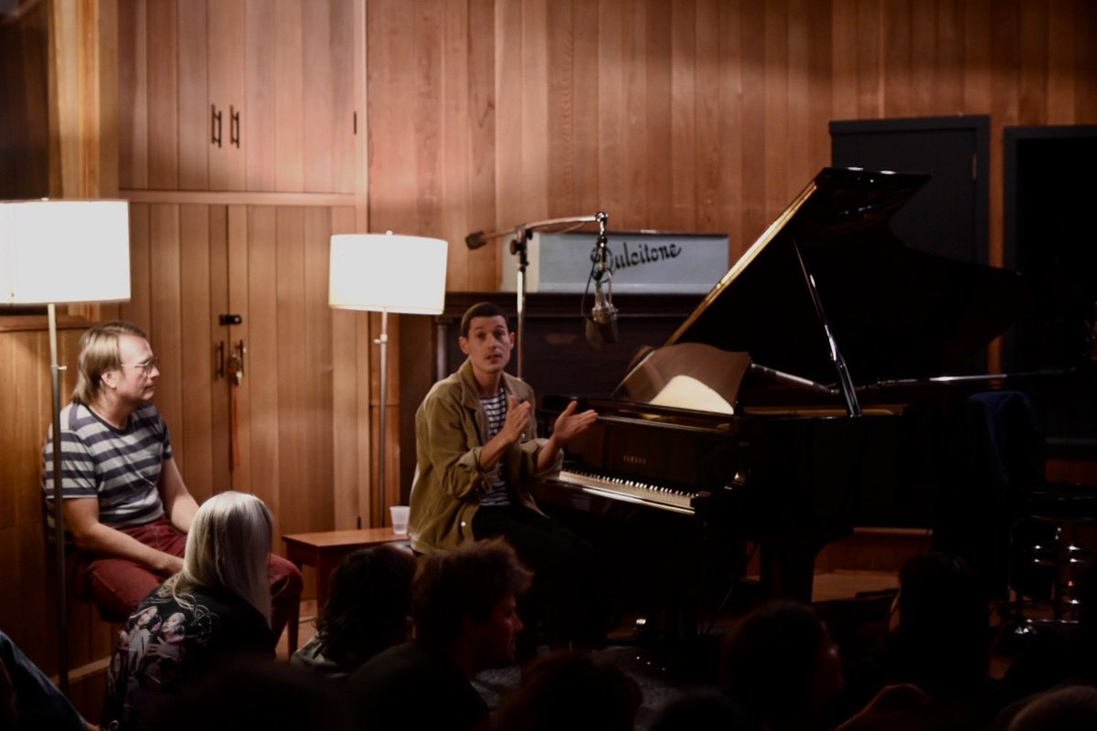 Magical evening playing at <a href="/reservoirstudio/">reservoir studios</a> for the launch of @HistFicRecs on Friday!  I performed a piece from my new piano album from which the new single 7:30 AM comes out tomorrow!  Pre-save it now via this link: 
distrokid.com/hyperfollow/em…

📸: @pastfuturetogo