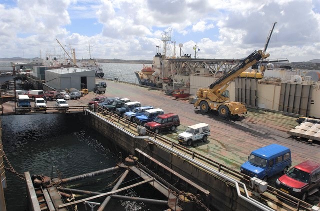 Agenda_Malvinas's tweet photo. LOS KELPERS BUSCAN OPCIONES PARA MEJORAR EL ACTUAL PUERTO DE MALVINAS
📌https://t.co/9PhVTqenHL
Un mes después cancelar el proyecto de puerto de aguas profundas, abren nueva instancia para recibir opciones y propuestas de individuos y empresas #IslasMalvinas #Falklands #FIPASS https://t.co/qUMELCyGoy