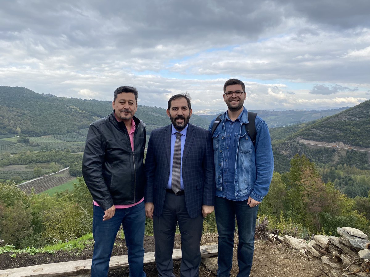 HasanSoyguzel's tweet photo. Çankırı Karatekin Üniversitesi Öğretim Üyesi Doç. Dr. Uğur Altuğ ve Yalova Üniversitesi Öğretim Görevlisi Cihan Yalvar ile birlikte Çobankale Kazı Alanı ve Kazı Evi’ni ziyaret ettik. Çobankale Kazısı, kadim tarihimize ışık tutacağı gibi turizme de büyük katkılar sağlayacaktır. https://t.co/Hjn2MOw3WA