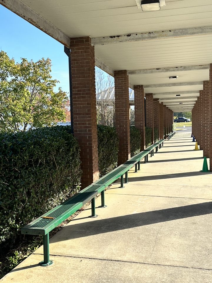 GwinPTO's tweet photo. The Great Gwin Clean-Up was a huge success! Thank you to everyone who donated a few hours of their Sunday afternoon to "beautify" our school. Your efforts made a HUGE difference! @gwinelementary https://t.co/GOHcTVXEvB