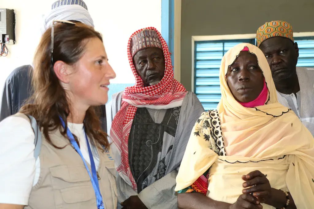 UNDPWACA's tweet photo. 🗣️ "Le travail que nous effectuons à travers le programme de stabilisation fonctionne".
@BlertaCela1, Directrice régionale de la #Sabilisation, livre ses impressions à la suite de sa visite à Baltram et à Guité au 🇹🇩.
👉https://t.co/7fh4vOOdSQ https://t.co/vhAhuHUnZo
