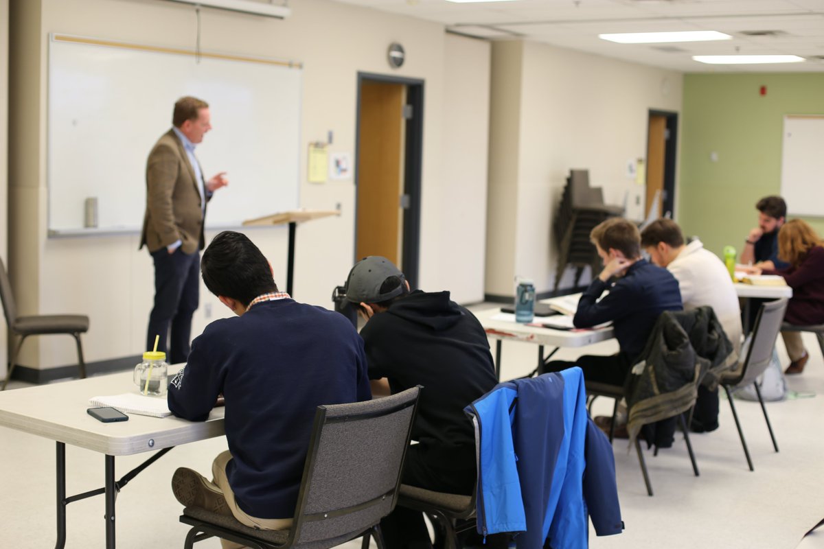 TheTimothyTrust's tweet photo. Yesterday we welcomed 12 students to our 2022-2023 Timothy Course. @drjigriffiths started the course off with an introduction to expository preaching. #timothycourse https://t.co/9ZnGSkINO6