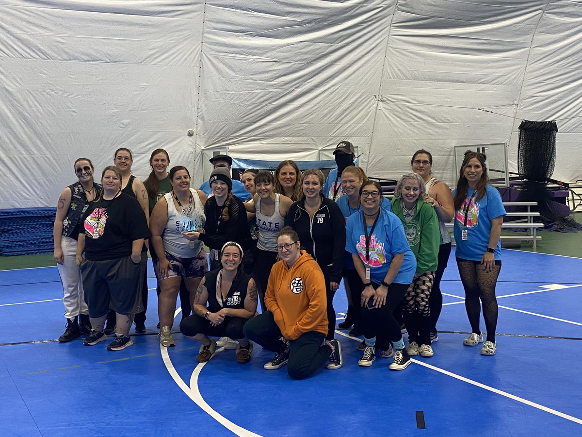 YOUR B BRACKET CHAMPIONS - SCAR DERBY!! #trophyceremony #wftda #backontrack <a href="/WFTDA/">WFTDA</a> #derbytwitter #rollerderby #tournament #birthdaybash #scardforlife