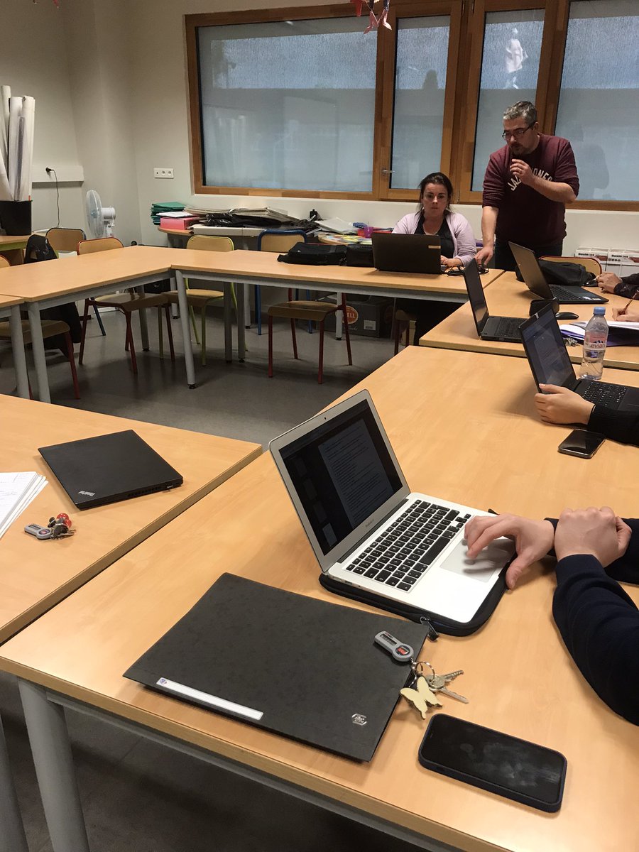 55_verdun's tweet photo. Présentation et accompagnement des directeurs dans la mise en œuvre du #LPI et #EBEP @DSDEN55 https://t.co/821X5UoXtW