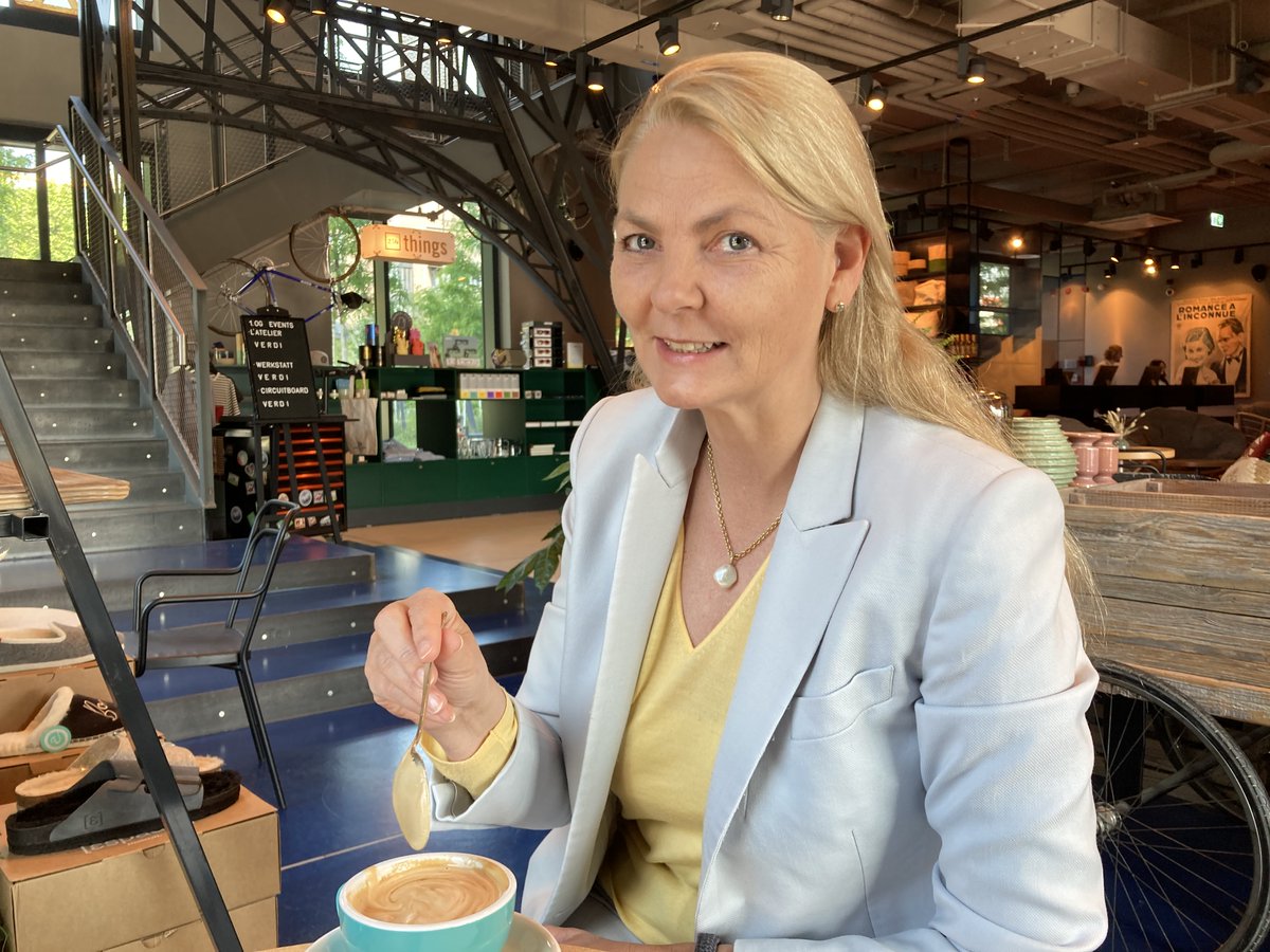 Claudia Tödtmann (@toedtmann) on Twitter photo Ana-Cristina Grohnert, Lutz Meyer, Joachim Lang und Jan Kallmorgen gründen die Berlin Advisors Group, eine #Unternehmensberatung für #geopolitische Risiken #ManagementBlog #wiwo <a href="/AC_Grohnert/">AnaCristina Grohnert</a> <a href="/JanKallmorgen/">Jan F. Kallmorgen</a>
#BerlinAdvisorsGroup Ana-Cristina Grohnert, Lutz Meyer, Joachim Lang und Jan Kallmorgen gründen die Berlin Advisors Group, eine #Unternehmensberatung für #geopolitische Risiken #ManagementBlog #wiwo <a href="/AC_Grohnert/">AnaCristina Grohnert</a> <a href="/JanKallmorgen/">Jan F. Kallmorgen</a>
#BerlinAdvisorsGroup