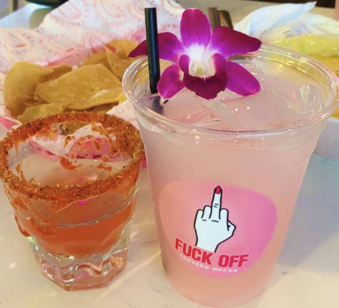 happyl__4's tweet photo. Birthday brunch with my girls to wrap up bday weekend🎂 🌮Love the vibe, food &amp; our waiter was fabulous💖 The pink overload was actually so cute💞

#birthday #birthdaybrunch #sundayvibes #withmygirls #taqueromucho #austin #birthdayweekend #foodie #birriatacos #carnitas #delicious https://t.co/Q53jWXVvAH