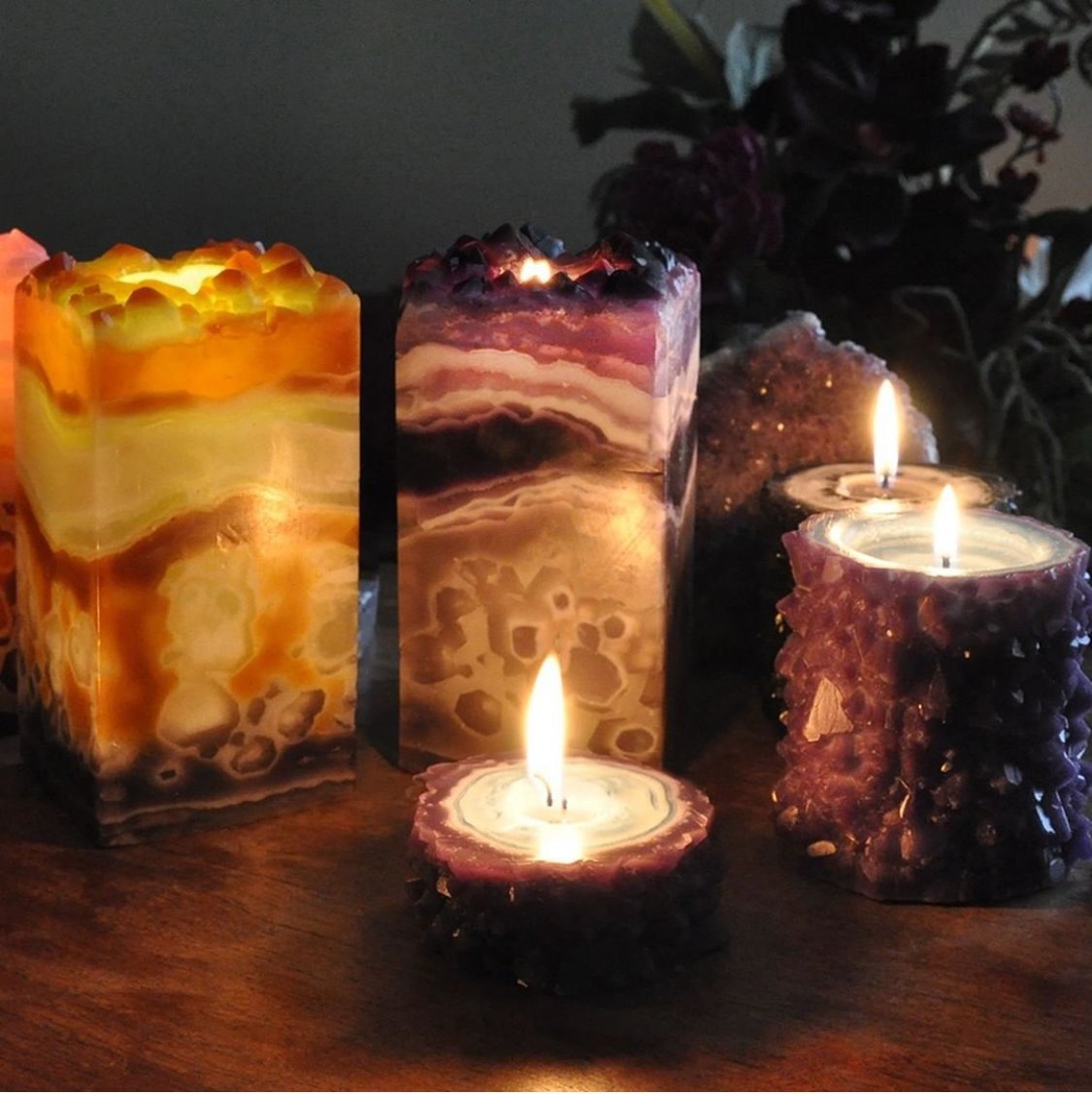 AmethystCandles's tweet photo. #amethystambercandles #love #light #loveandlight #bepresent #mentalhealth #mindfulmonday #mindfulness #geode #amethystgeode #amethyst #rocksandminerals #gift #uniquegift #unique https://t.co/QypxT3IHpz