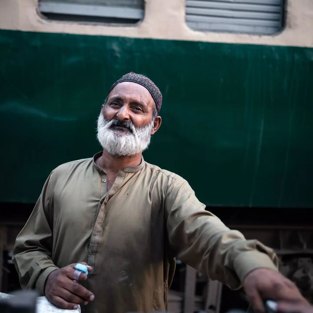 JabbarJamil's tweet photo. Street Portraits 
.
.
#wearethestreet #jabbarjamil #streetphotography #magnumphotos #etribune #apfmagazine #everybodystreet #fromstreetswithlove #lensculturestreets #Street_perfection #thismystreet #storyofthestreet #burnmagazine #photojournalist #SPIcollective #documentary … https://t.co/lMQNXy8GcG