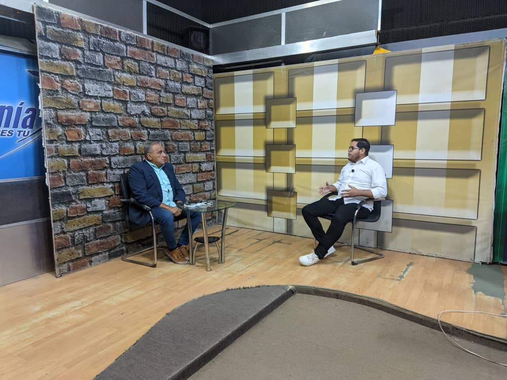 AD_Carirubana's tweet photo. ¡Seguimos Activos con nuestro mensaje de ProsperidAD! 🙌

En esta oportunidad nuestro Secretario Juvenil en el programa A Plomo Limpio con Martí Hurtado por @falconiatv

Nos preparamos preparamos para las elecciones primarias en AD Resistencia tenemos al nuestro @prospericarlos https://t.co/Sw1TdS0Odc