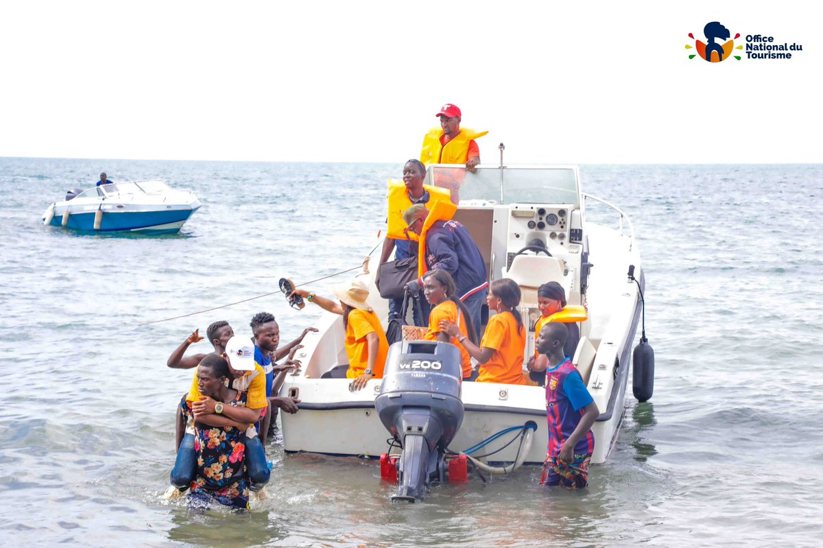 ExploreGuinee's tweet photo. L’Office National du #Tourisme par la voix de la Directrice Générale, Mme @kadyca , remercie chaleureusement les partenaires qui n’ont ménagé aucun effort pour la réussite du lancement de la #SaisonTouristique 2022/2023 qui s’est tenue ce samedi 15/10/2023 sur les îles de Loos. https://t.co/oXA2cqSN5p
