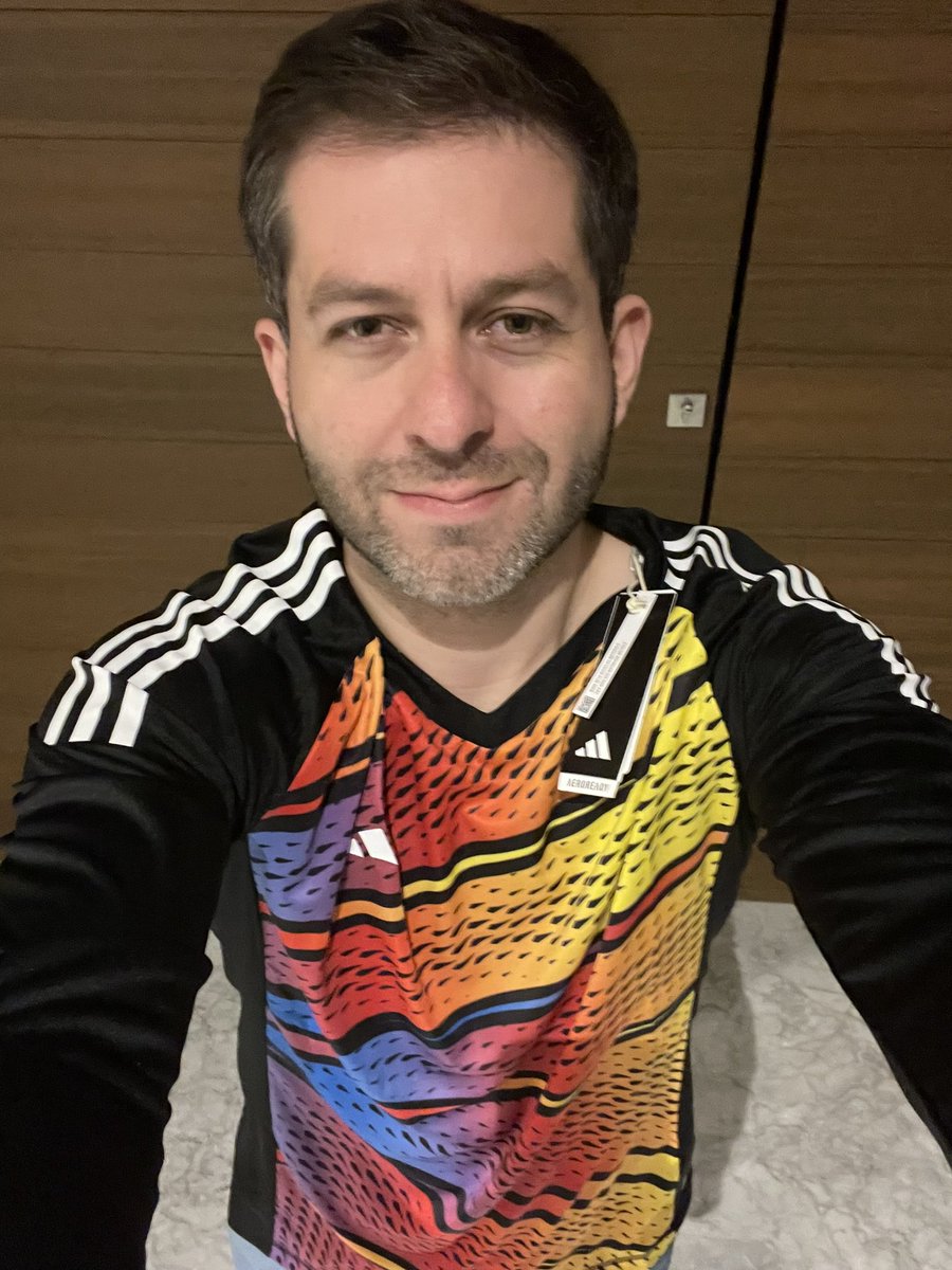 joetr1's tweet photo. Anoche llegó el regalito de cumpleaños https://t.co/upCjtUjQGp
