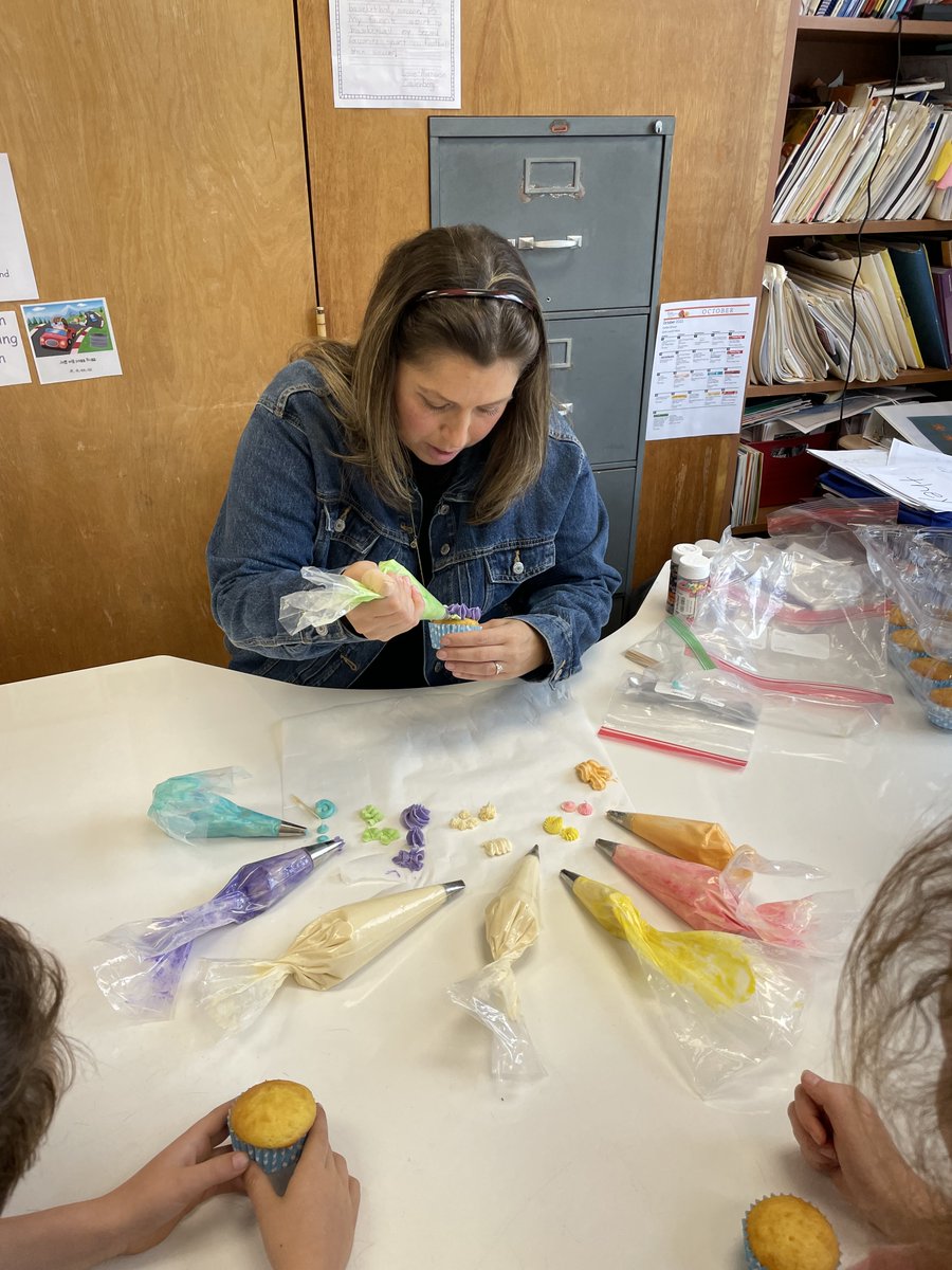 Hughes_Halloran244 tweet media