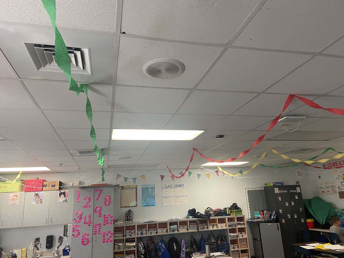 Can’t wait for Rock Your School this week! My favorite decoration has to be streamers. They go a long way and are easy to set up a few days before the event without giving much away. <a href="/ElemSybelia/">Lake Sybelia Elem</a> <a href="/TeamNorthLC/">TeamNorth</a> #ocpsRYS #ImpactCDL #rockyourschool