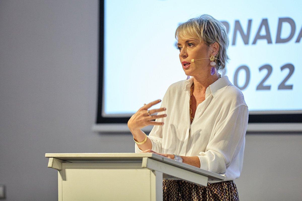 _ASTIC's tweet photo. 📷 Fotografías de #ASTICNET2022
Recepción y Ponencia Inaugural de @carmeartigas, Secretaría de Estado de Digitalización e Inteligencia Artificial. Ministerio de Asuntos Económicos y Transformación Digital @SEDIAgob
¡Síguenos en redes para más info de las Jornadas! https://t.co/aajRbDt00V