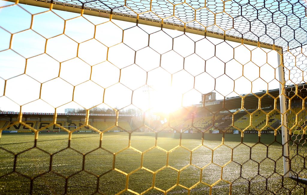 We are looking to add to our bank of <a href="/LiviFCAcademy/">Livingston FC Academy</a> staff and have vacancies for part-time Physiotherapist/Sports Therapists.

This is a great way to gain experience in sports working with players on and off the pitch at a high standard.

Full details - livingstonfc.co.uk/academy-vacanc…