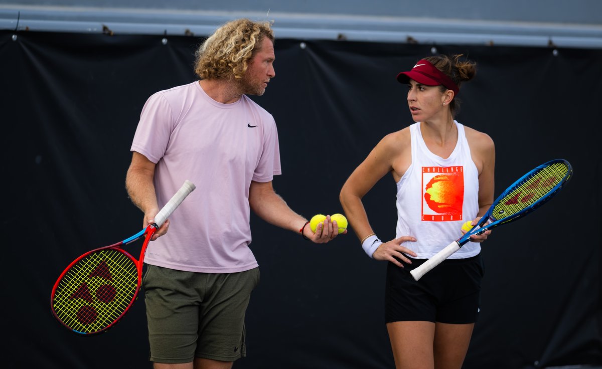 WTA_insider's tweet image. Spotted @WTAGuadalajara practice courts:

Dmitry Tursunov and Belinda Bencic. 

Sascha Bajin and Jelena Ostapenko.