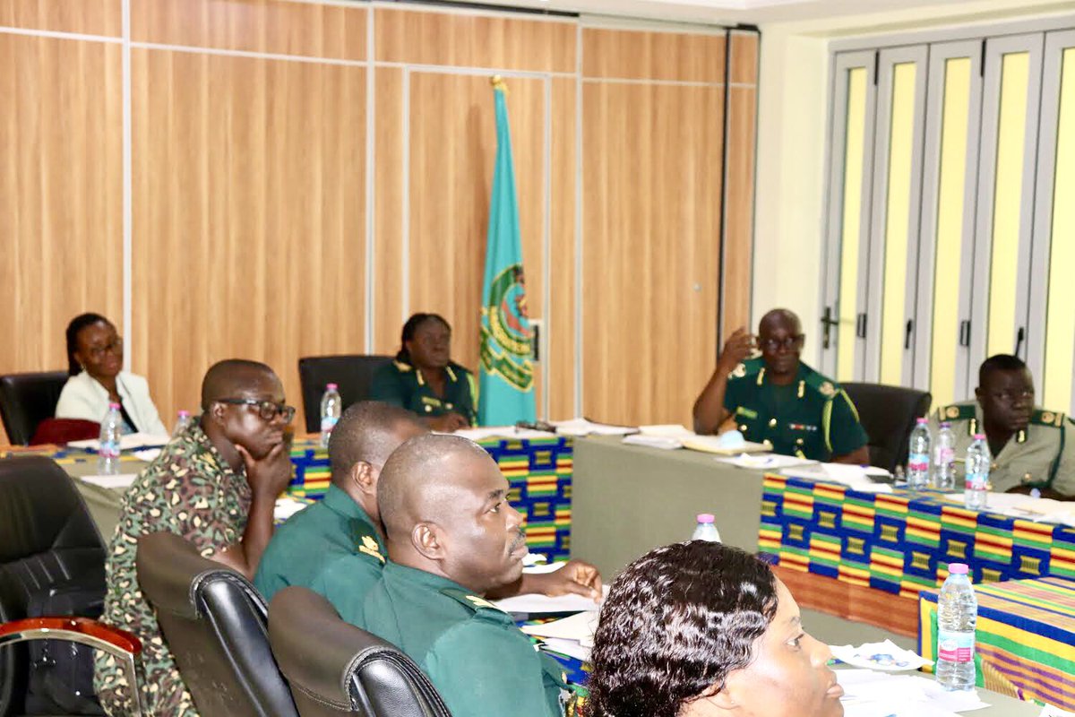 ICMPD_Ghana's tweet photo. Brainstorming session with the Ghana Immigration Service TWG on the methodology for the development of the next GIS strategic plan. #programmingcycle #SMMIG @ICMPD_Ghana @ICMPDWestAfrica
#MakingMigrationBetter https://t.co/lCP8LRIsiy