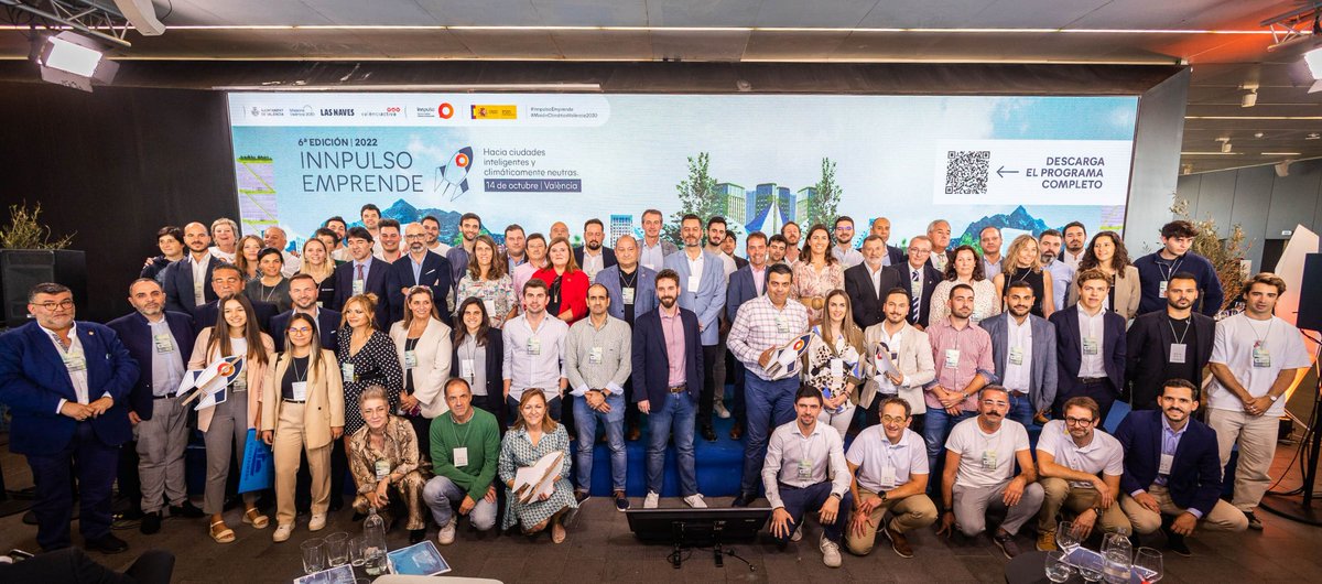 urbanimpacte's tweet photo. 🌀"Si podemos cambiar las cosas hacerlo es la única opción"🌀Difícil resumir lo que nos ha aportado estar en #innpulsoemprende22 con ciudades y startups de @redinnpulso
¡Gracias a la Red, @AjuntamentVLC y Las Naves por contar con ImpactE!🙌
▶️Nuestro pitch https://t.co/LnpNbNNLuO https://t.co/uh4m08IKgo