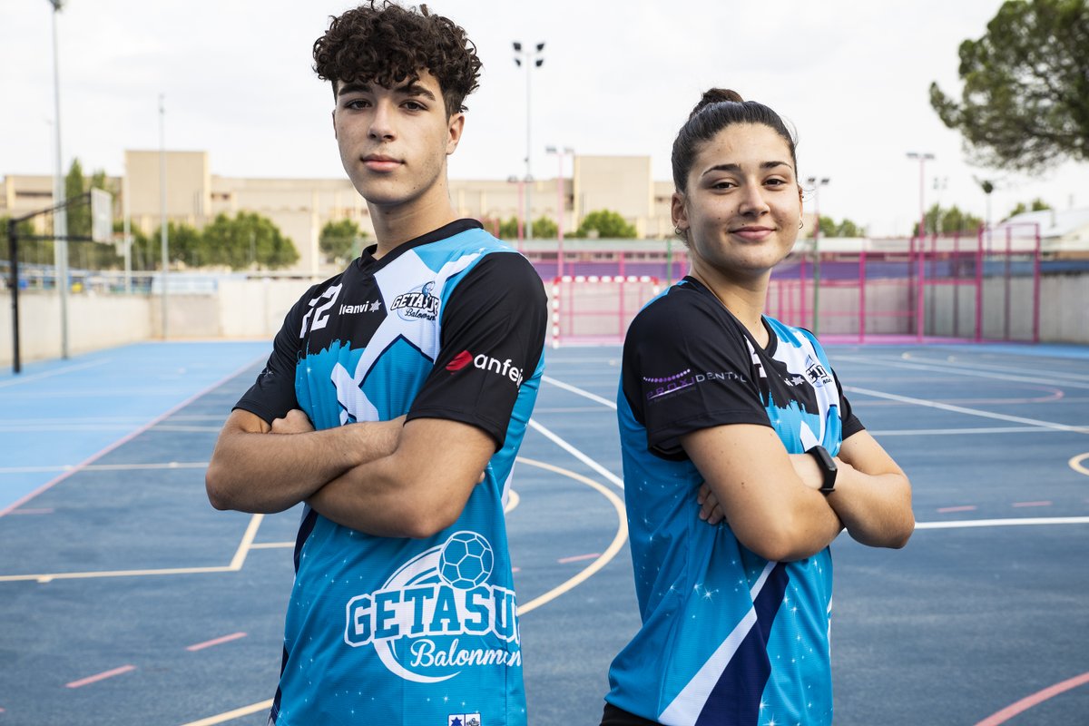 BMGetasur's tweet photo. 📢 Muchos nos las habíais pedido y, por fin... ¡YA ESTÁN AQUÍ!

👕 Nuestra camiseta de juego azul 22/23 está a la venta en todas las tallas por 25€ (+ gastos de envío), con o sin número y por 30€ con número y nombre.

☝️ ¿Quieres la tuya? Escríbenos y te decimos cómo. https://t.co/lz2iKUZPLx