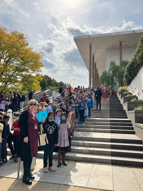 MrsDreesbach's tweet photo. 4th grade field trip to the Kennedy Center.  #mvwes @NatSymphonyDC #music https://t.co/YTxo4kqJku