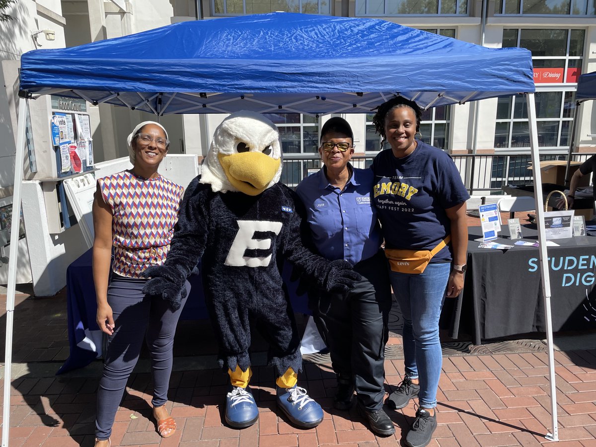 EmoryStafCouncl's tweet photo. #Swoop and Ms. Joyce in Facilities Management stopped by the #emoryempcouncil table during the Emory Safety Fair. The Fair was full of great information, games, food, and prizes.  See you next year!

@EmoryUniversity https://t.co/VnD6uiM1NL
