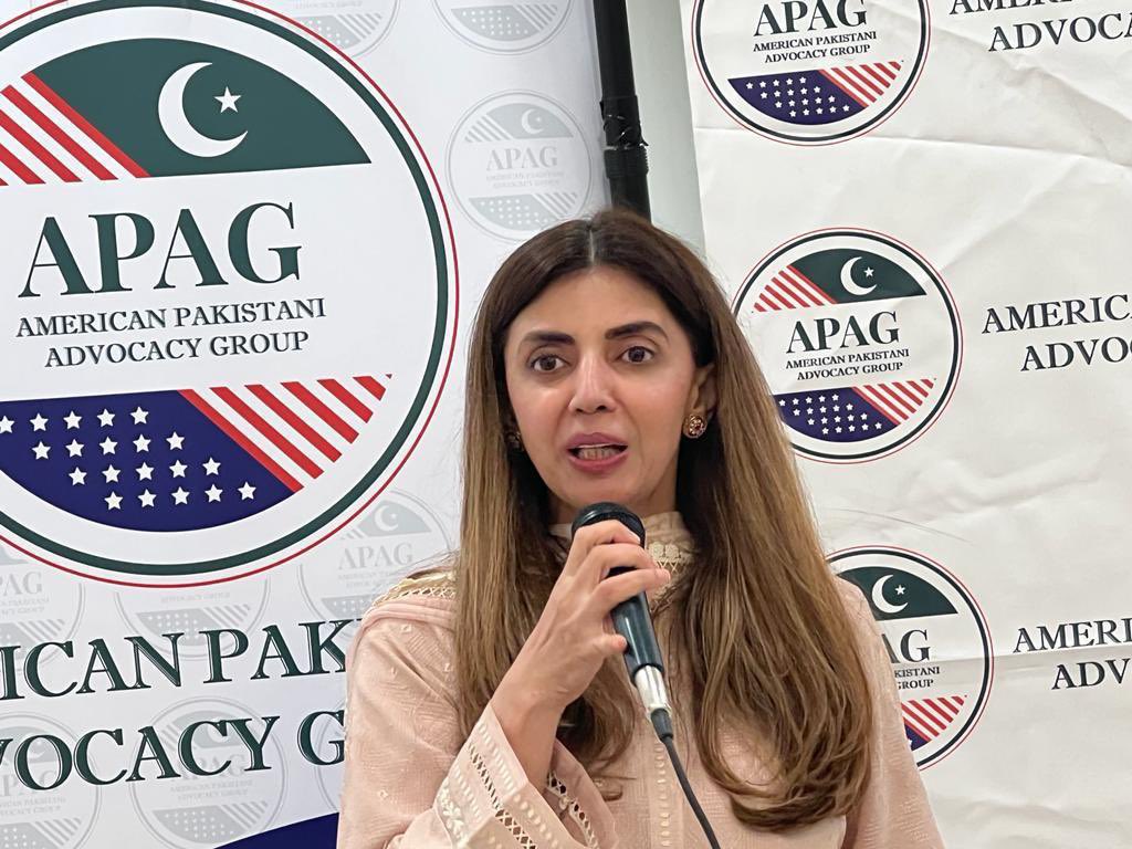 PakinNewYork's tweet photo. Delighted 2 attend the inaugural of @APAGUSA Quaid-e-Azam Muhammad Ali Jinnah Scholarship 📚🎒 for needs based assistance to 🇵🇰🇺🇸 college students - Commendable 1st of its kind offering by @Alirashid321 4 yng Pakistanis in a series of laudable efforts for the community  💫 https://t.co/oStUS1Vmu2