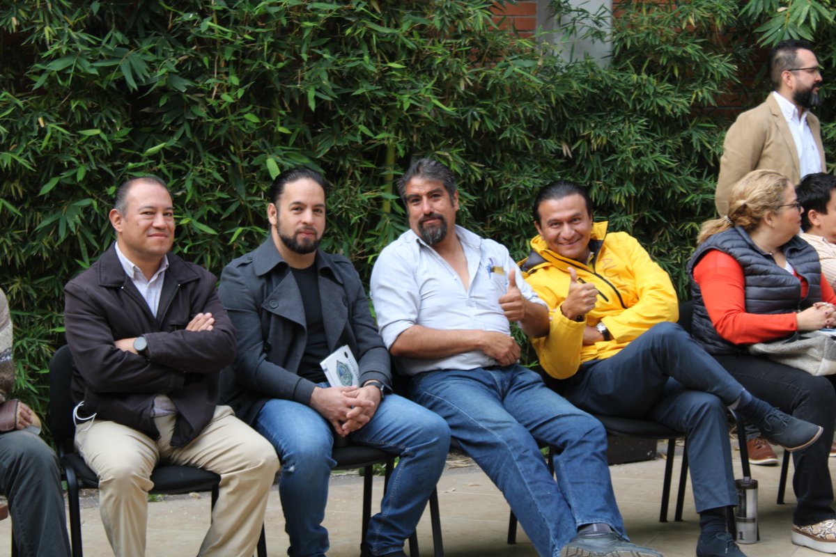 Hoy lunes 17, desde las 7:30 am, iniciamos el programa de capacitación gratuito "Habilidades para mejorar tu empresa" en donde empresarios nos reunimos para aprender y compartir las herramientas que nos funcionan en nuestras empresas.