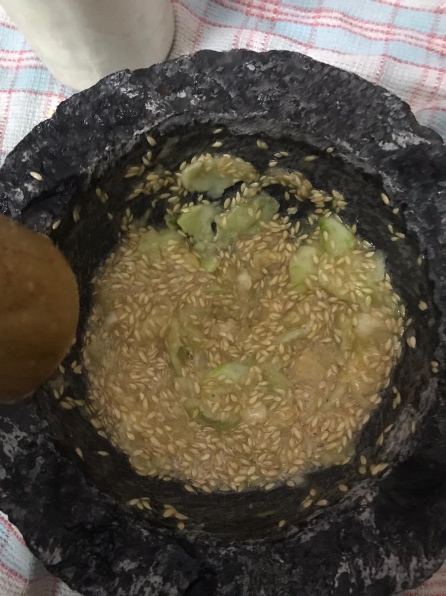 sumtijain26's tweet photo. How it started.           How it ended.
##desifood #chutney #chibad😂

Follow for more desi recipes.. https://t.co/PUt6f9zB2D