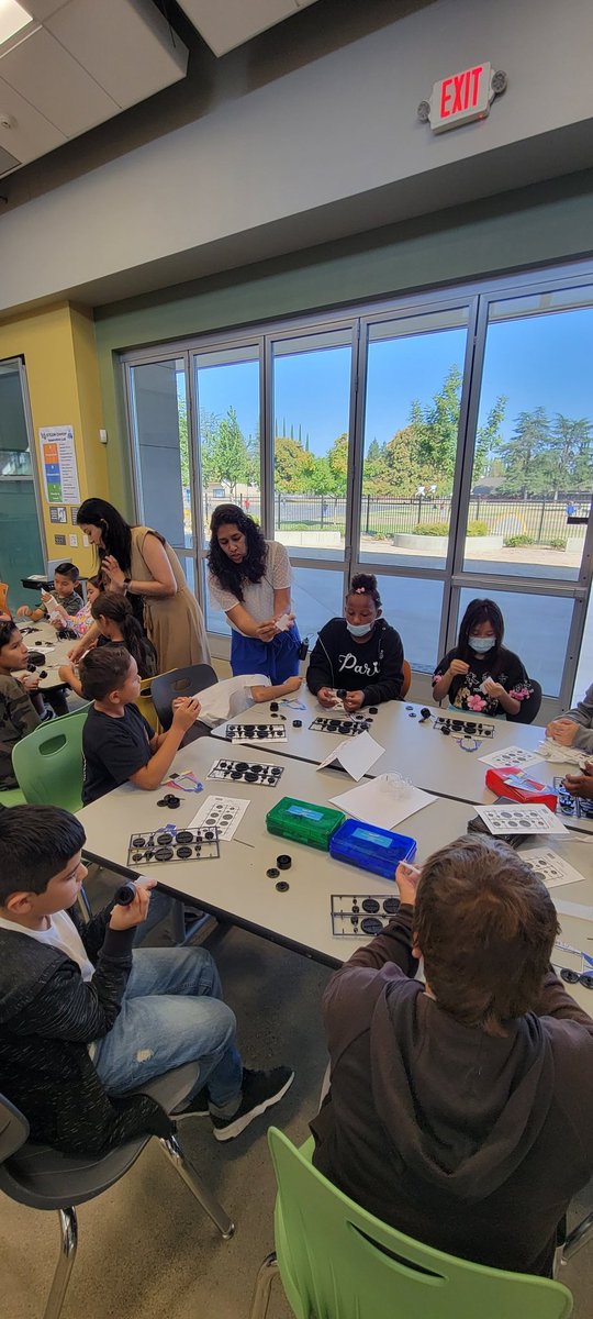 gtecdragons's tweet photo. An exciting and fun day of learning for Ada Givens' 4th graders. Thank you @MercedCitySD STEAM Center. 
@YHSDRAGONS @MercedUHSD 
#WEAREMUHSD https://t.co/2AH7d9O5N3