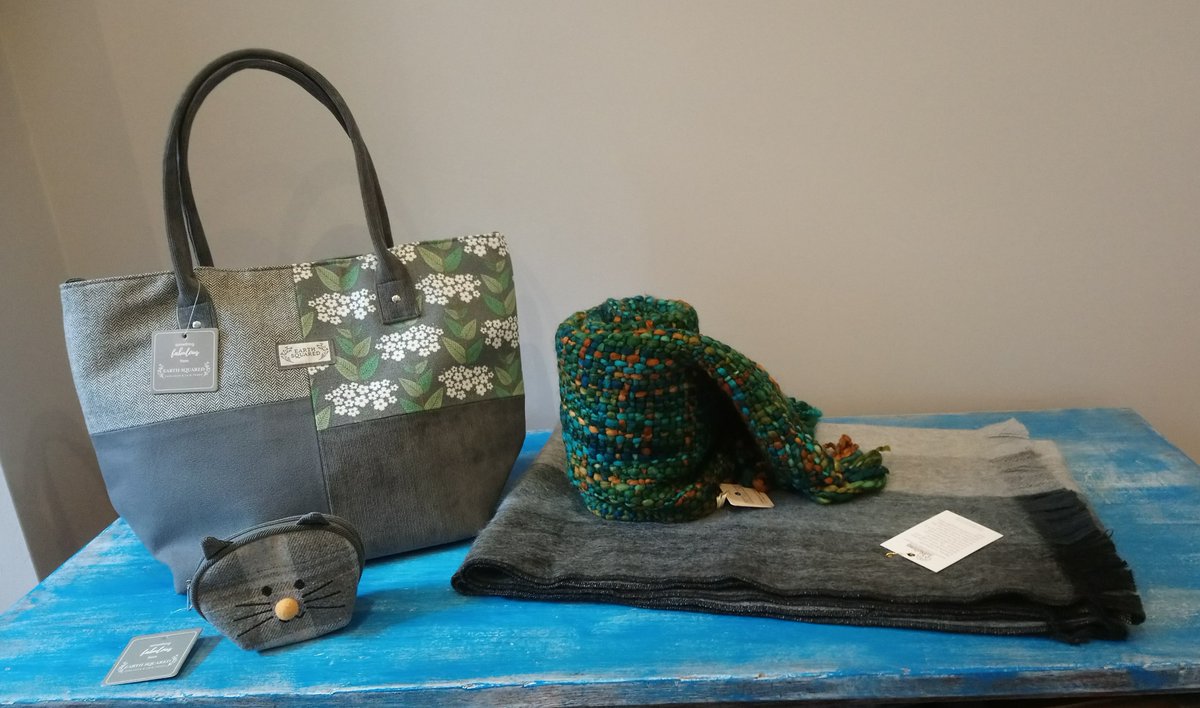 PimlicoTrove's tweet photo. We’ve had some lovely new arrivals for the current season including fair trade bags &amp; purses and handmade scarves &amp; shawls available in a range of colours. These are some of our favourites and look really nice together to sum up the Autumn mood 🍂#pimlico https://t.co/4sjjX2yZjc