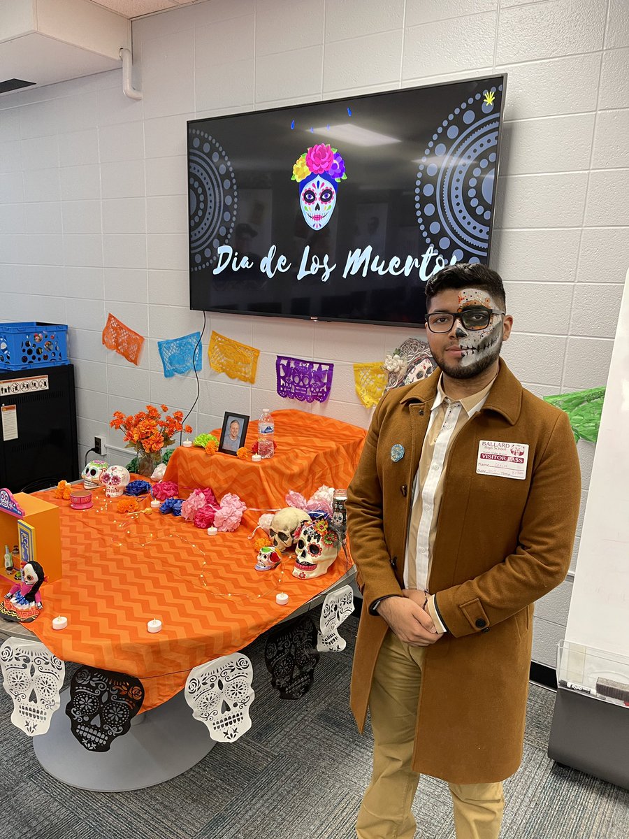 BallardLibrary (@bruinslibrary) on Twitter photo Ballard’s Spanish students really enjoyed the Dia de Los Muertos presentation by Carlos Vega. Thank you for sharing your cultural celebration with us!
<a href="/MsMerkel/">RebeccaMerkel</a> <a href="/JCPSLMSDrLynn/">JCPSLMSDr.Lynn</a> <a href="/Bruin_Principal/">Jason Neuss</a> <a href="/mesaespanola105/">Yanay Mesa</a> #dayofthedead #diadelosmuertos Ballard’s Spanish students really enjoyed the Dia de Los Muertos presentation by Carlos Vega. Thank you for sharing your cultural celebration with us!
<a href="/MsMerkel/">RebeccaMerkel</a> <a href="/JCPSLMSDrLynn/">JCPSLMSDr.Lynn</a> <a href="/Bruin_Principal/">Jason Neuss</a> <a href="/mesaespanola105/">Yanay Mesa</a> #dayofthedead #diadelosmuertos