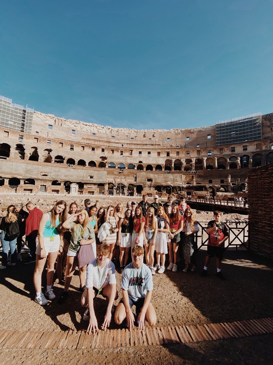 Sed_Classics's tweet photo. What a fantastic trip- thanks everyone for making it so much fun! https://t.co/Q9EPNceJWz