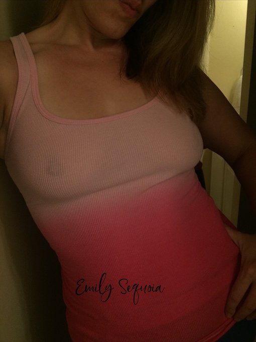 Don't let my looks fool you, I am very naughty https://t.co/YarG7SHCA0<a href="/tag/milf"class="tags"><span>#milf</span></a><a href="/tag/nsfw"class="tags"><span>#nsfw</span></a><a href="/tag/amateur"class="tags"><span>#amateur</span></a>