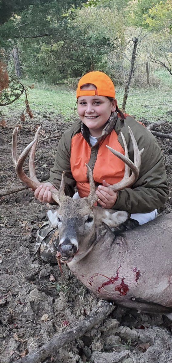 toddketcham65's tweet photo. @DruryOutdoors My daughter October 1st https://t.co/NxxVIHQYtc